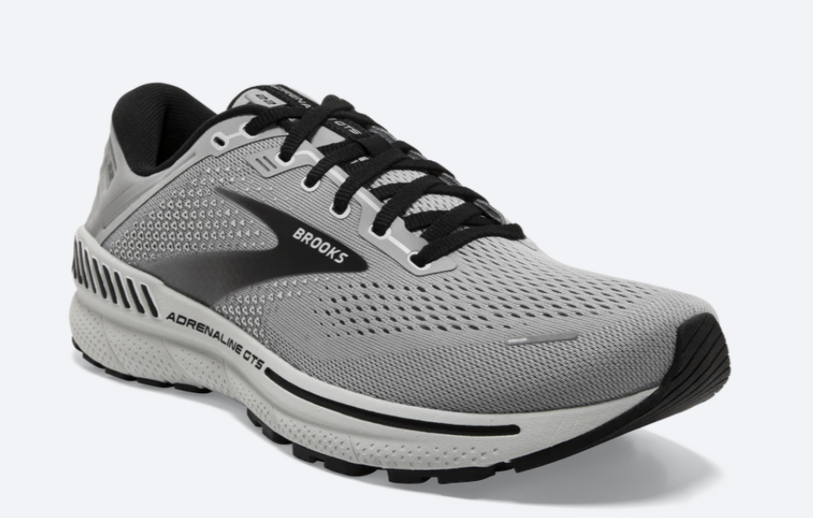 Brooks 2025 black sneakers