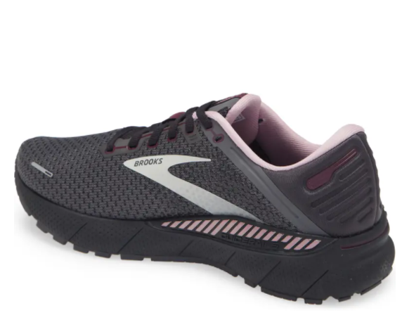 Brooks minimalist 2025